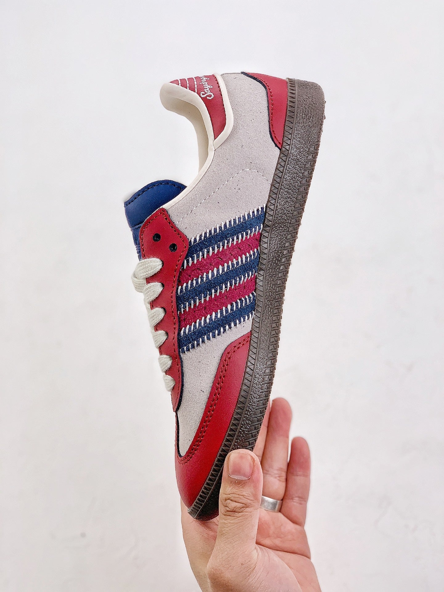 Adidas Originals Samba Notitle Red