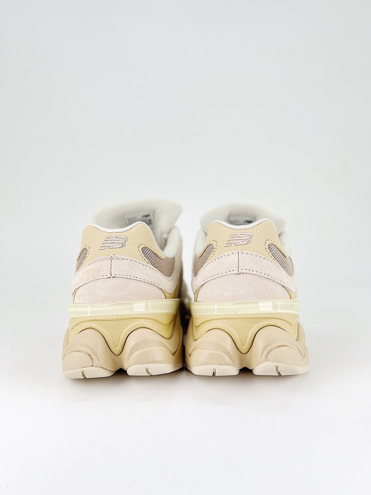 New Balance 9060 Sand