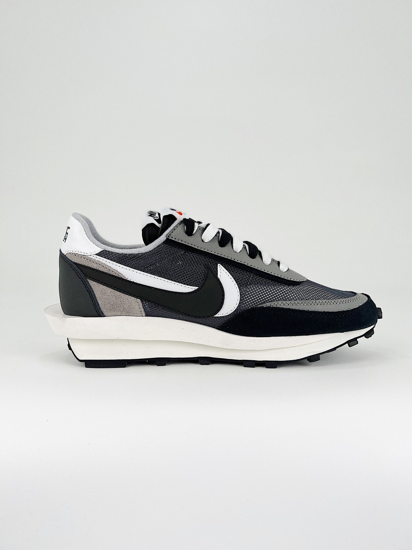 Nike LD Waffle Sacai Black