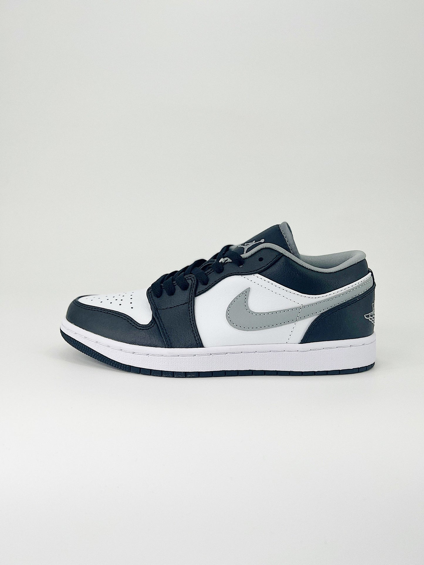 Nike Air Jordan 1 Low Black White