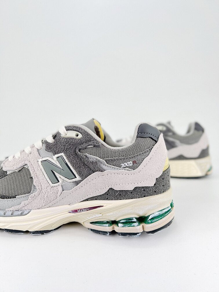 New Balance 2002R Protection Pack Rain Cloud