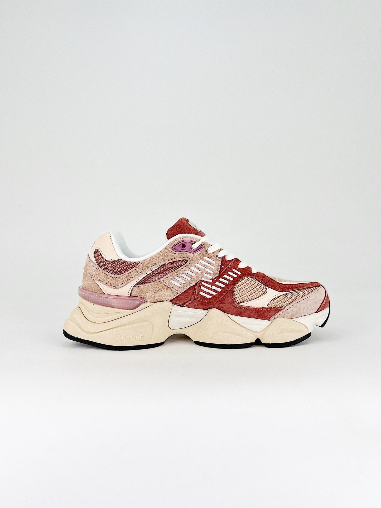 New Balance 9060 Sparrow