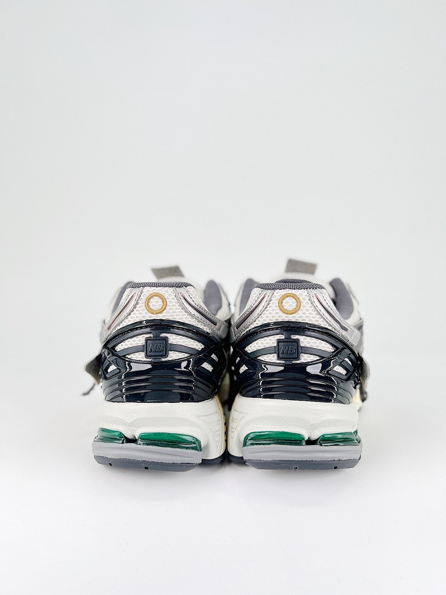 New Balance 1906 Silver Metallic