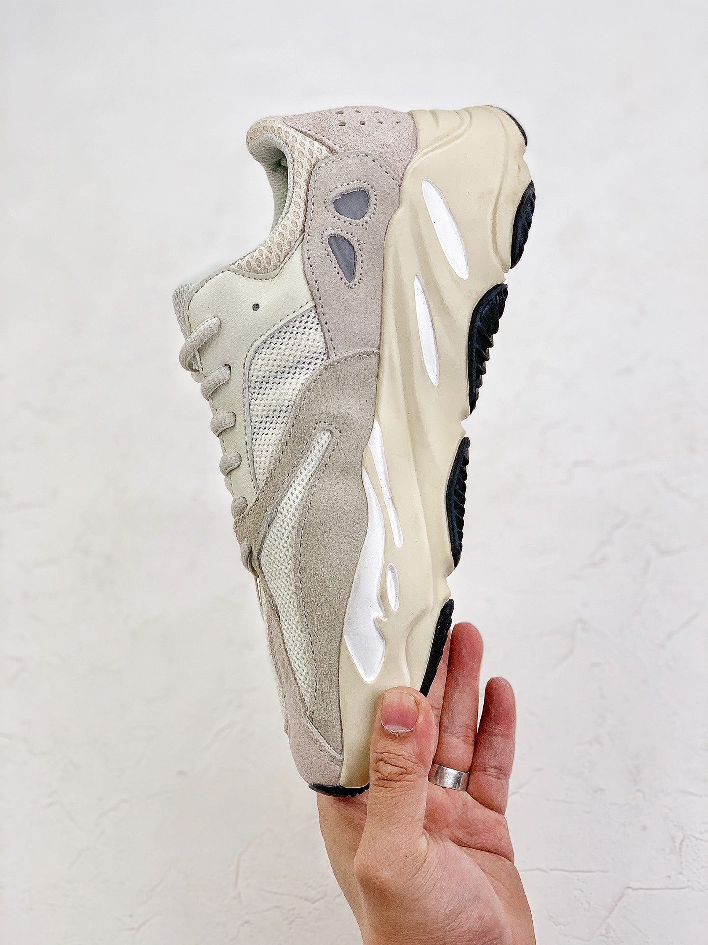 Adidas Yeezy Boost 700 V1 Analog