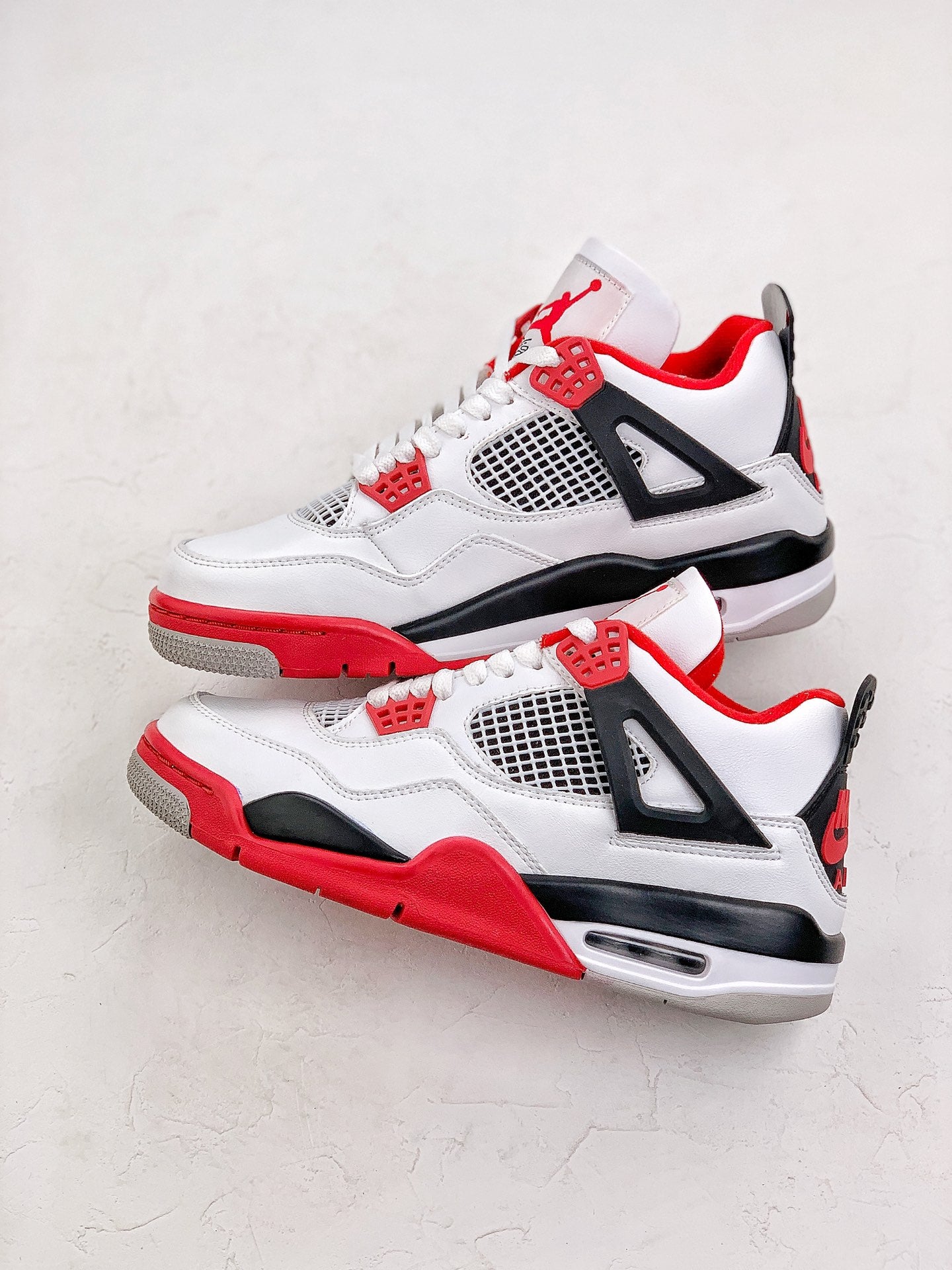 Nike Air Jordan 4 Retro Fire Red