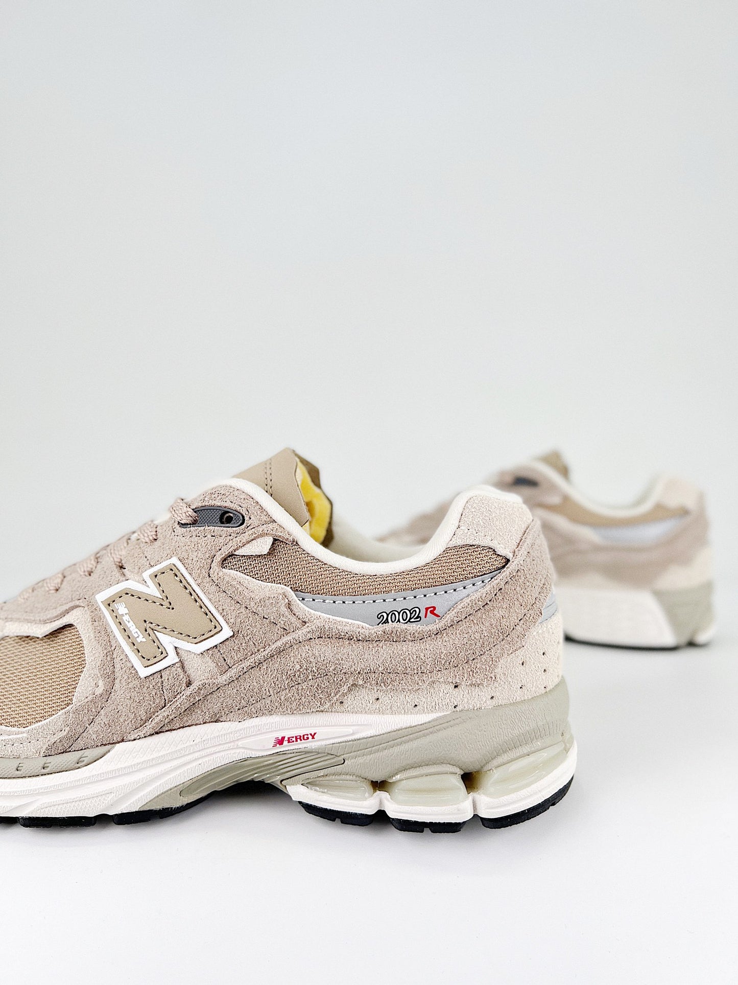 New Balance 2002R Protection Pack Driftwood