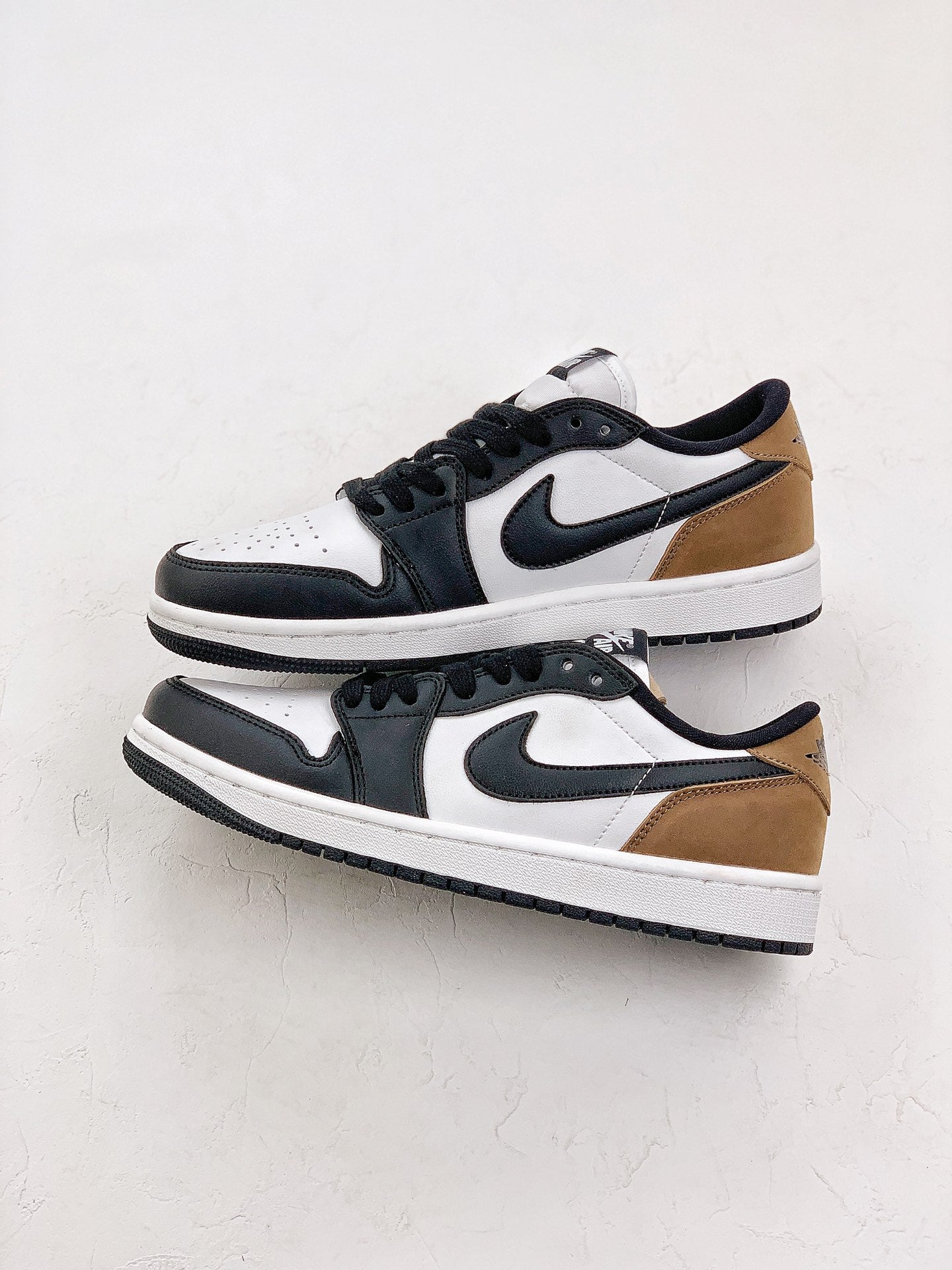 Nike Air Jordan 1 Low OG Mocha