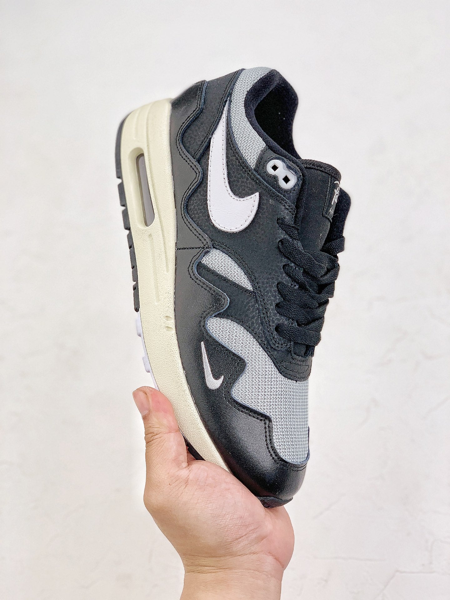 Nike Air Max 1 Patta Black White