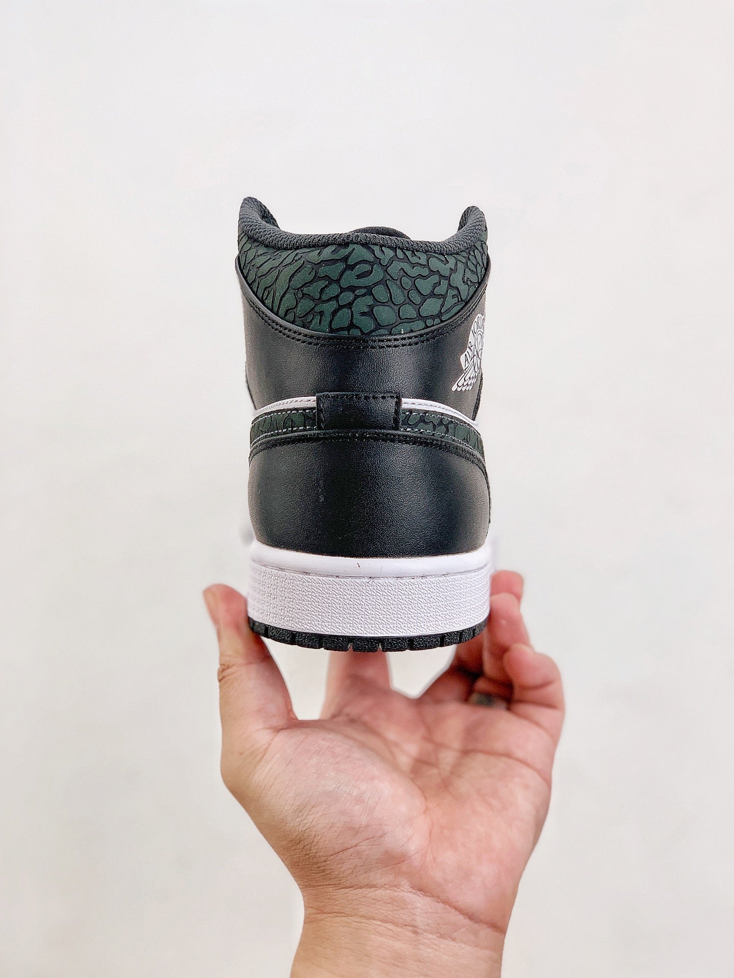 Nike Air Jordan 1 Mid Panda Elephant