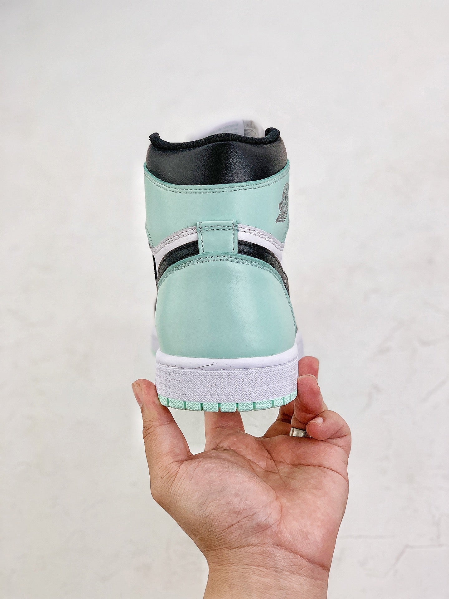 Nike Air Jordan 1 High NRG Igloo