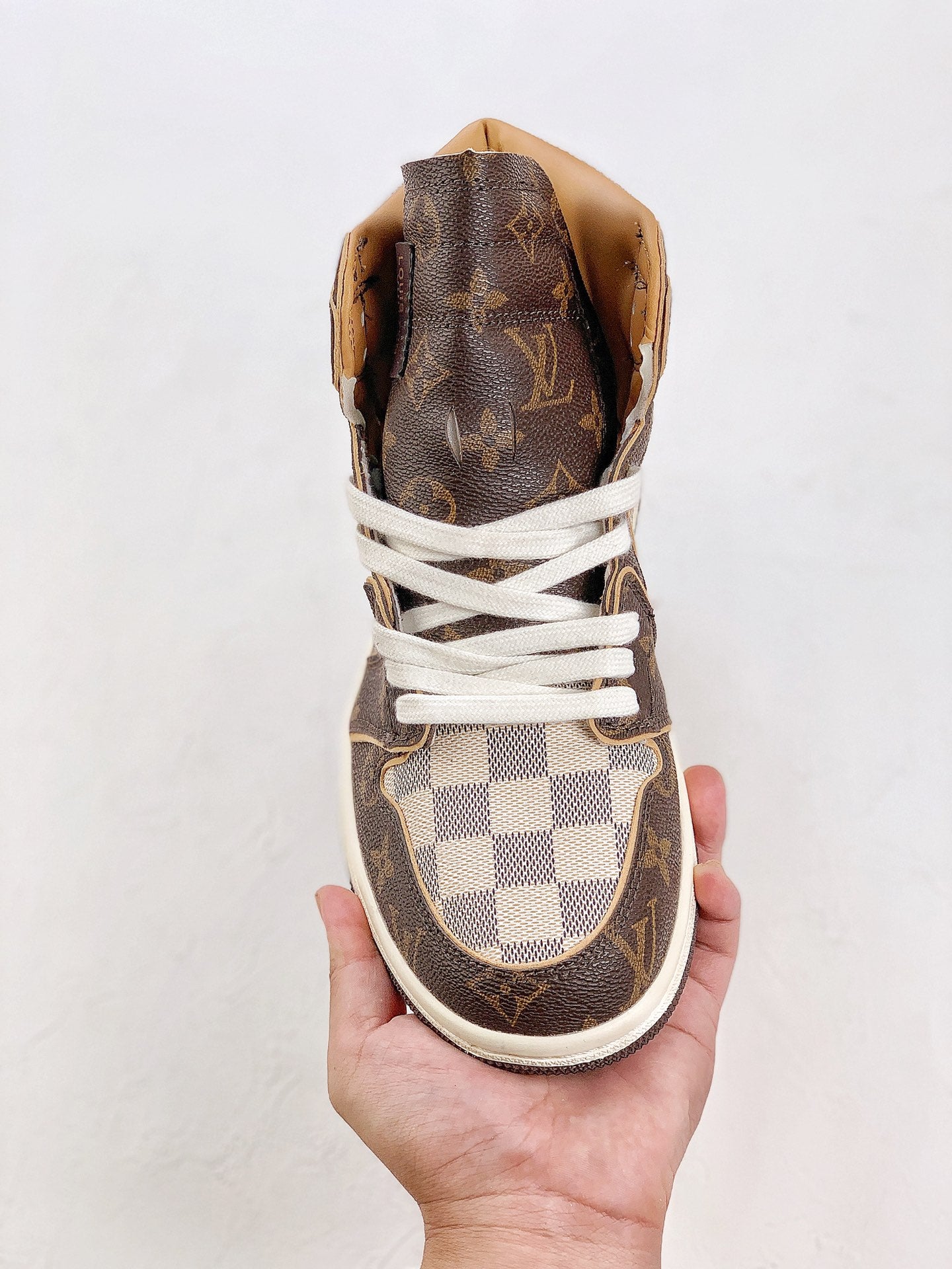 Nike Air Jordan 1 x LV Brown