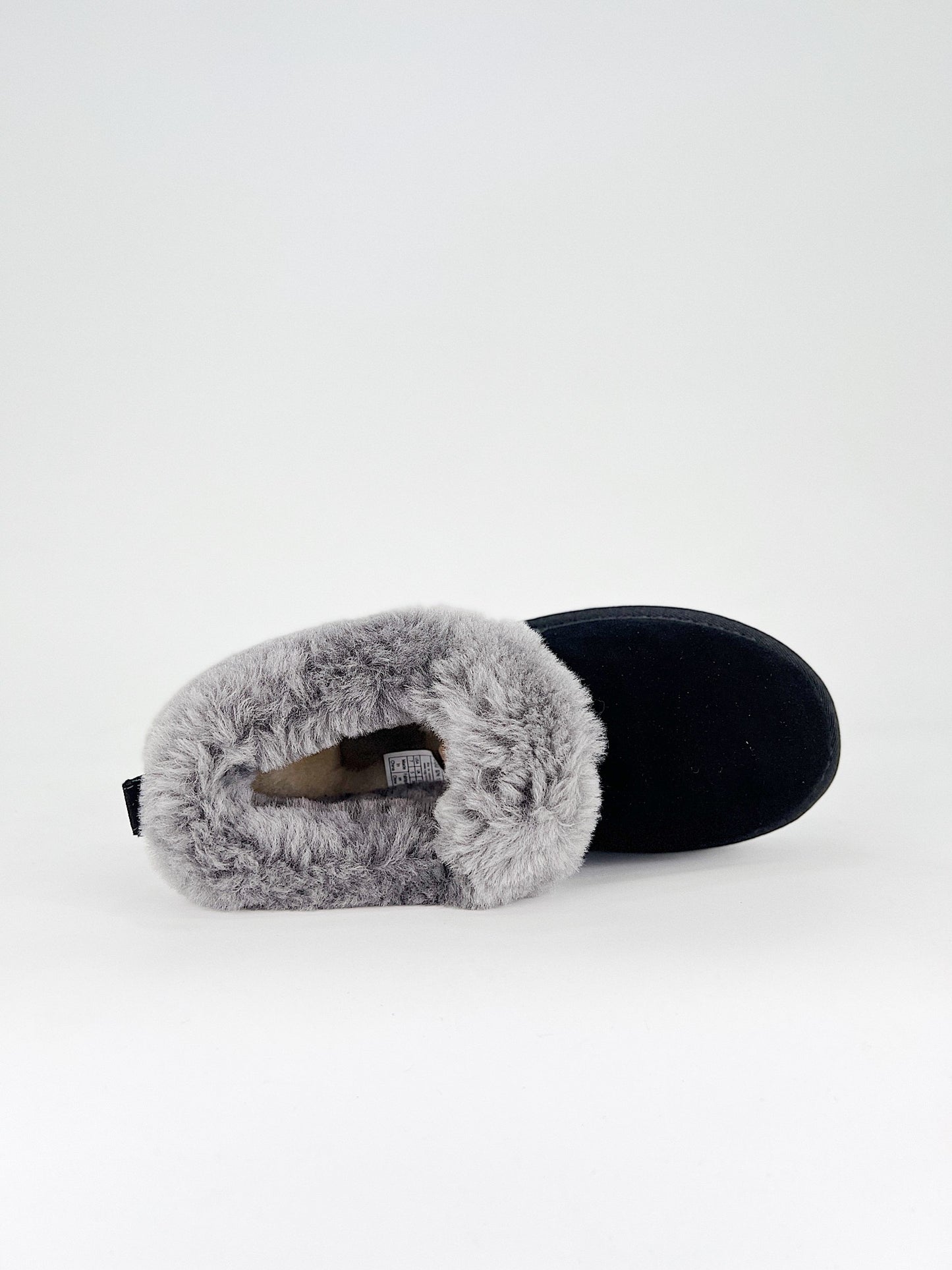 UGG Slipper Black