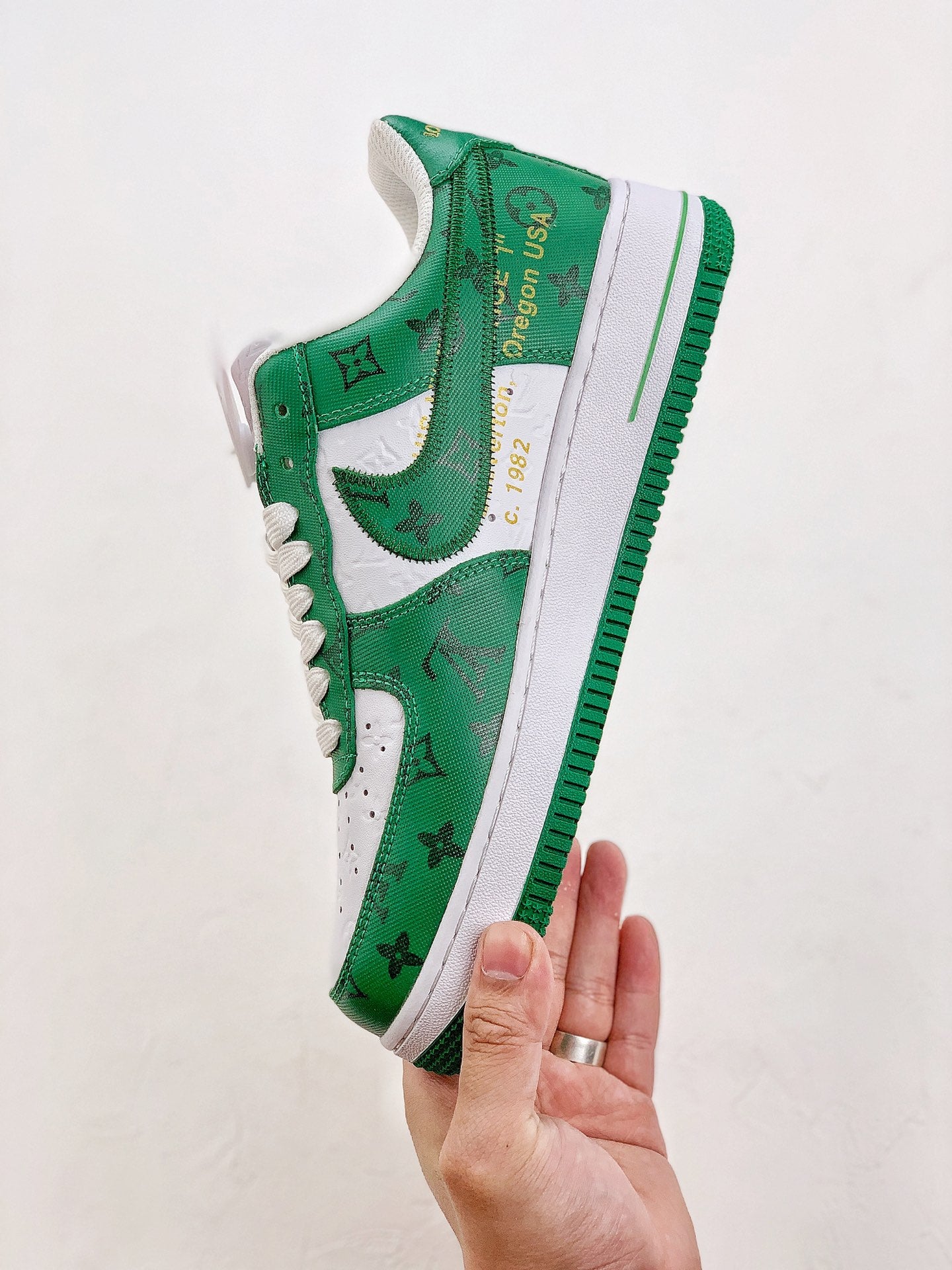 Nike Air Force x LV Green