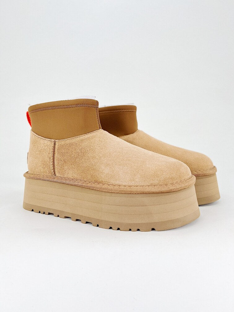 UGG Classic Mini Dipper Beige