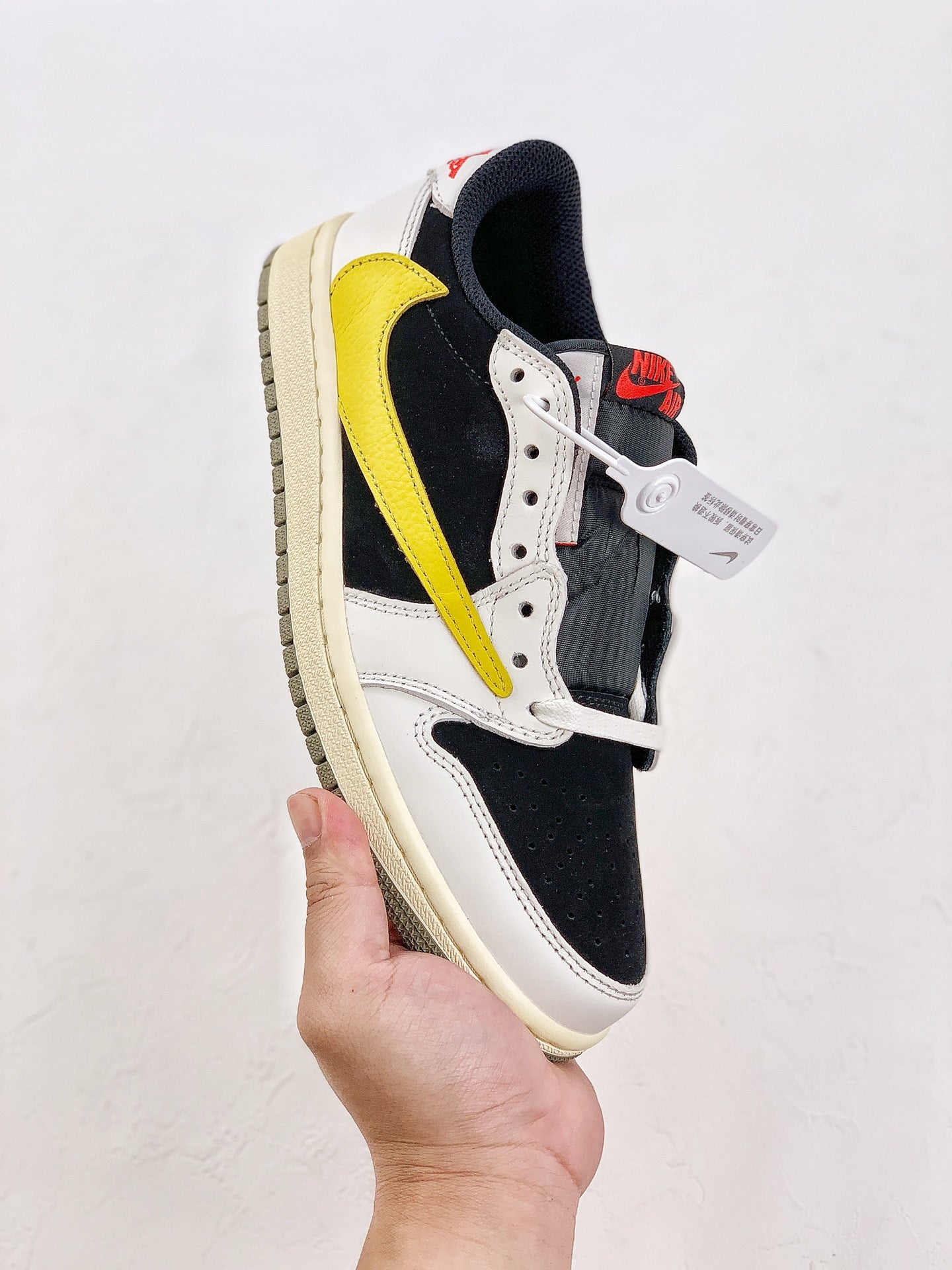 Nike Air Jordan 1 Low Travis Scott Olive Yellow