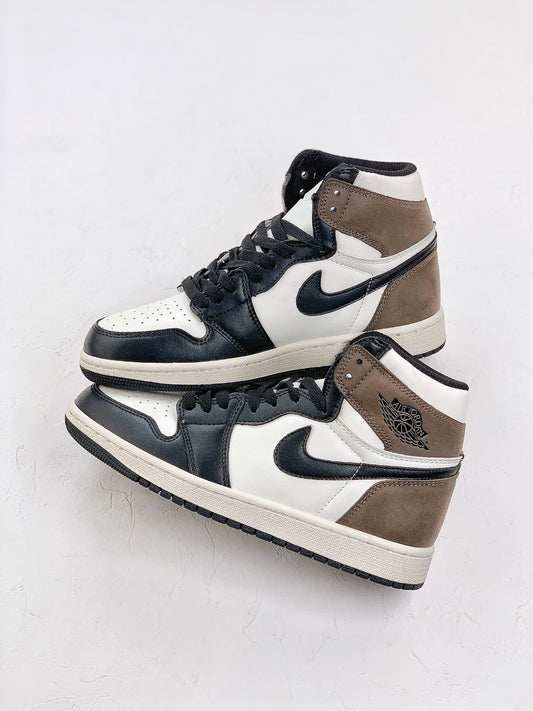 Nike Air Jordan 1 Retro High Dark Mocha