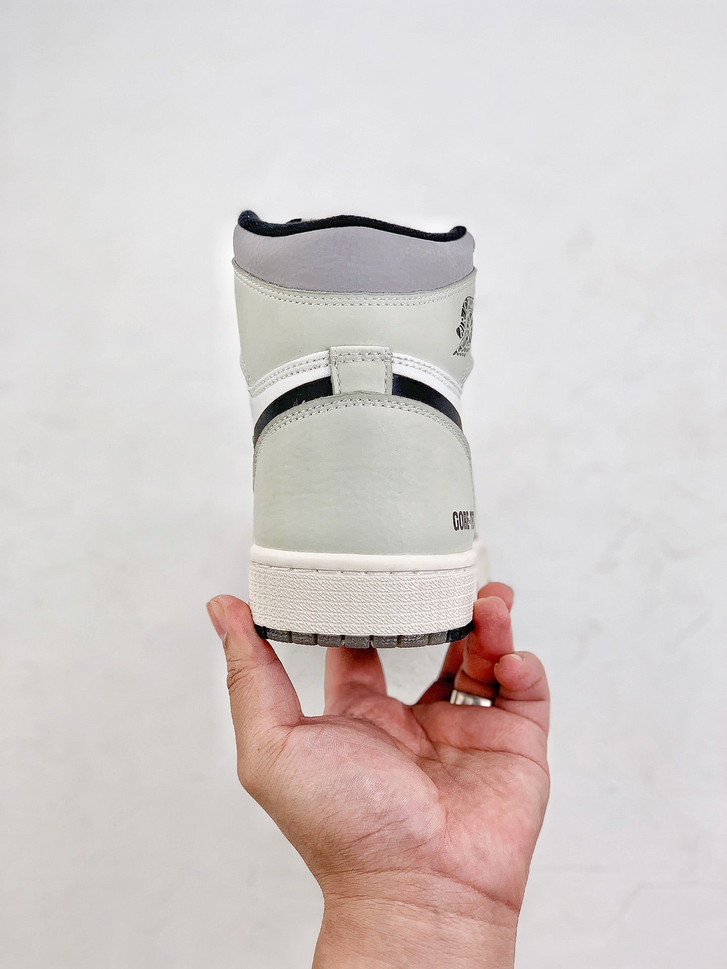 Nike Air Jordan 1 Element Gore-Tex Light Bone