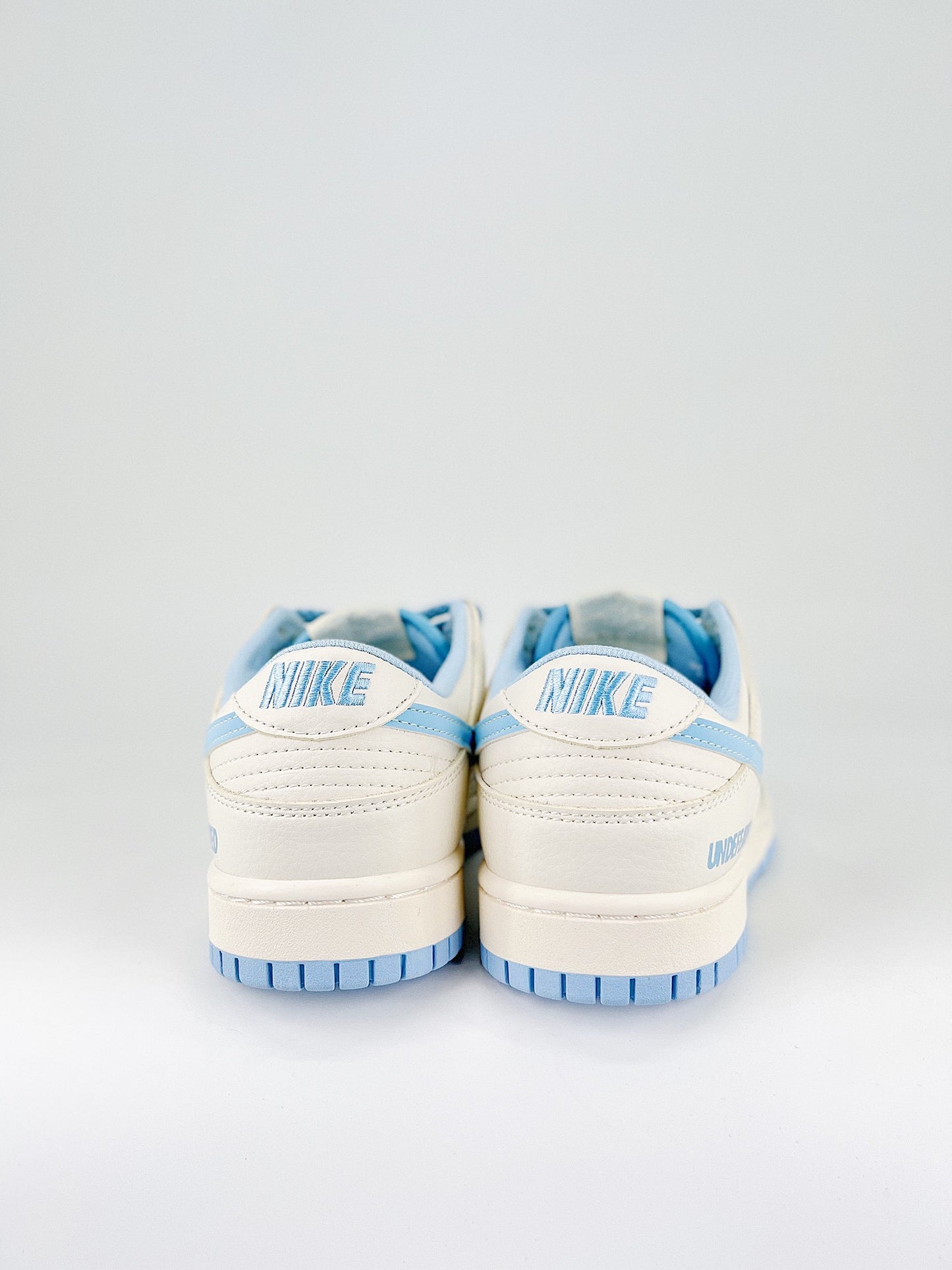 Nike SB Dunk Low UNDEFEATED Blue