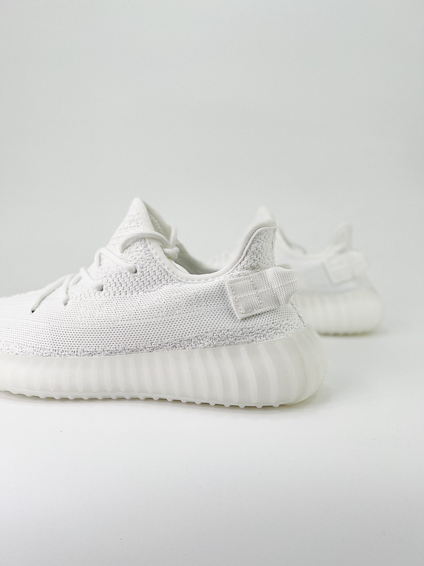 Adidas Yeezy Boost 350 V2 Triple White