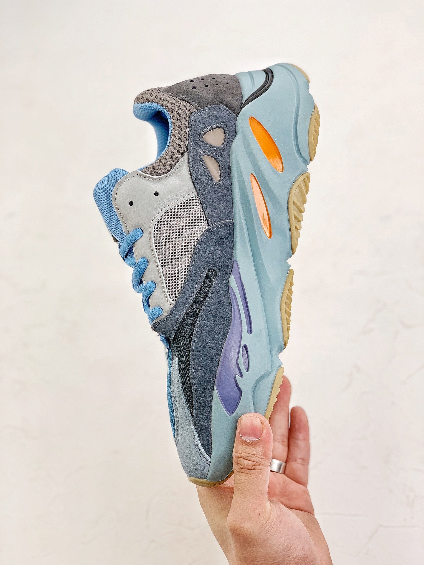 Adidas Yeezy Boost 700 Carbon Blue