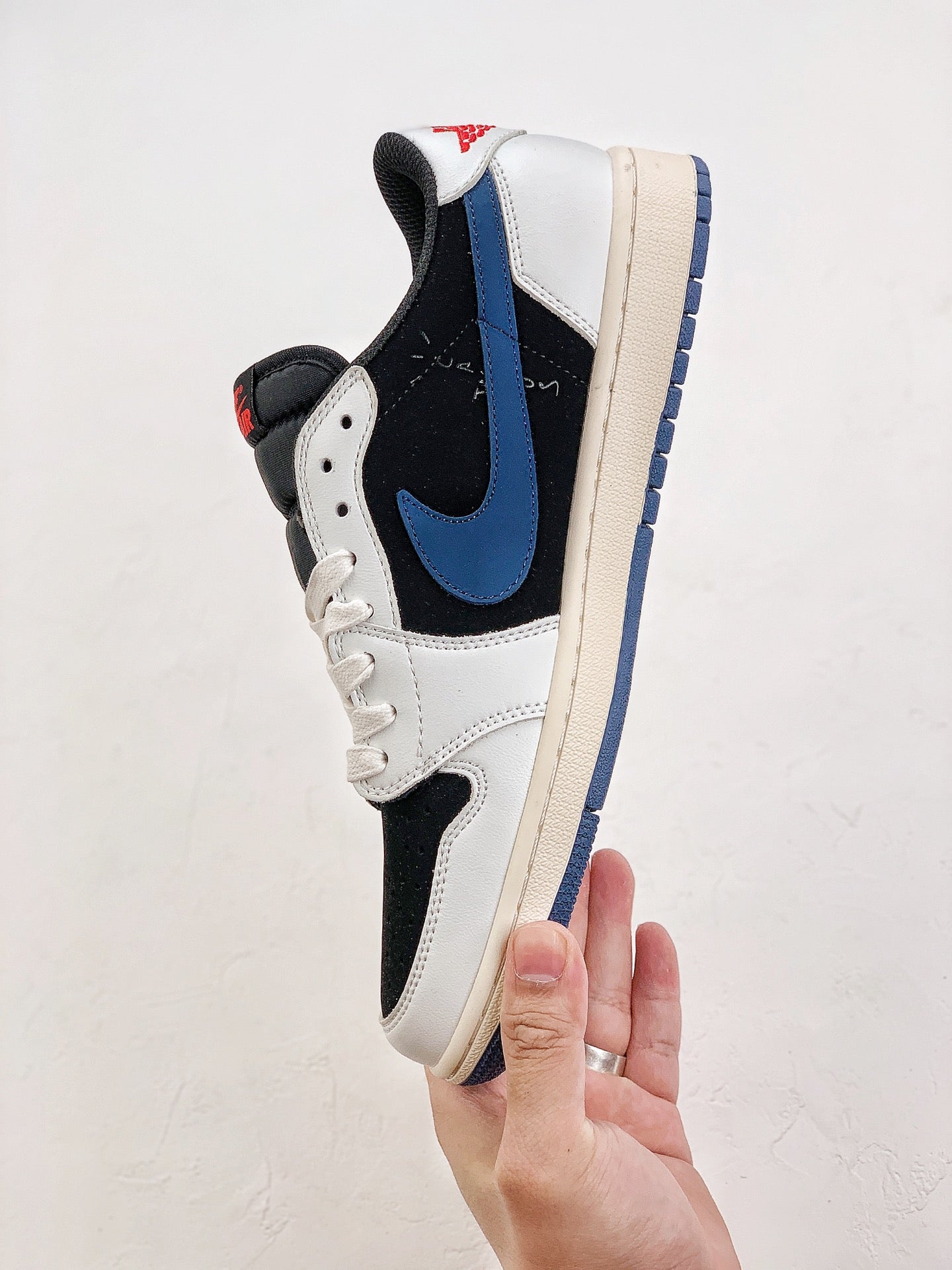 Nike Air Jordan 1 Retro Low Travis Scott Granatowy 