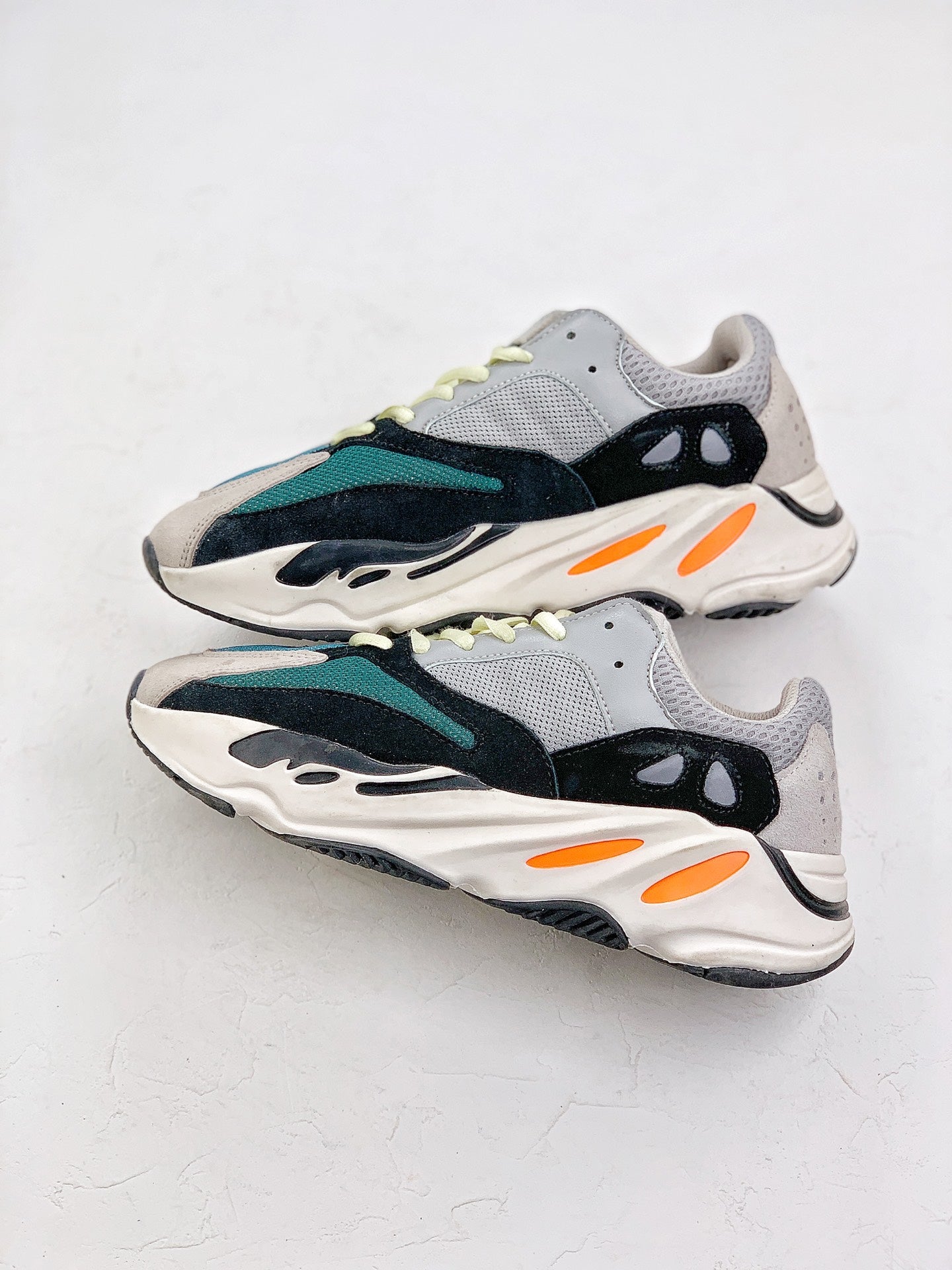 Adidas Yeezy Boost 700 V1 Wave Runner