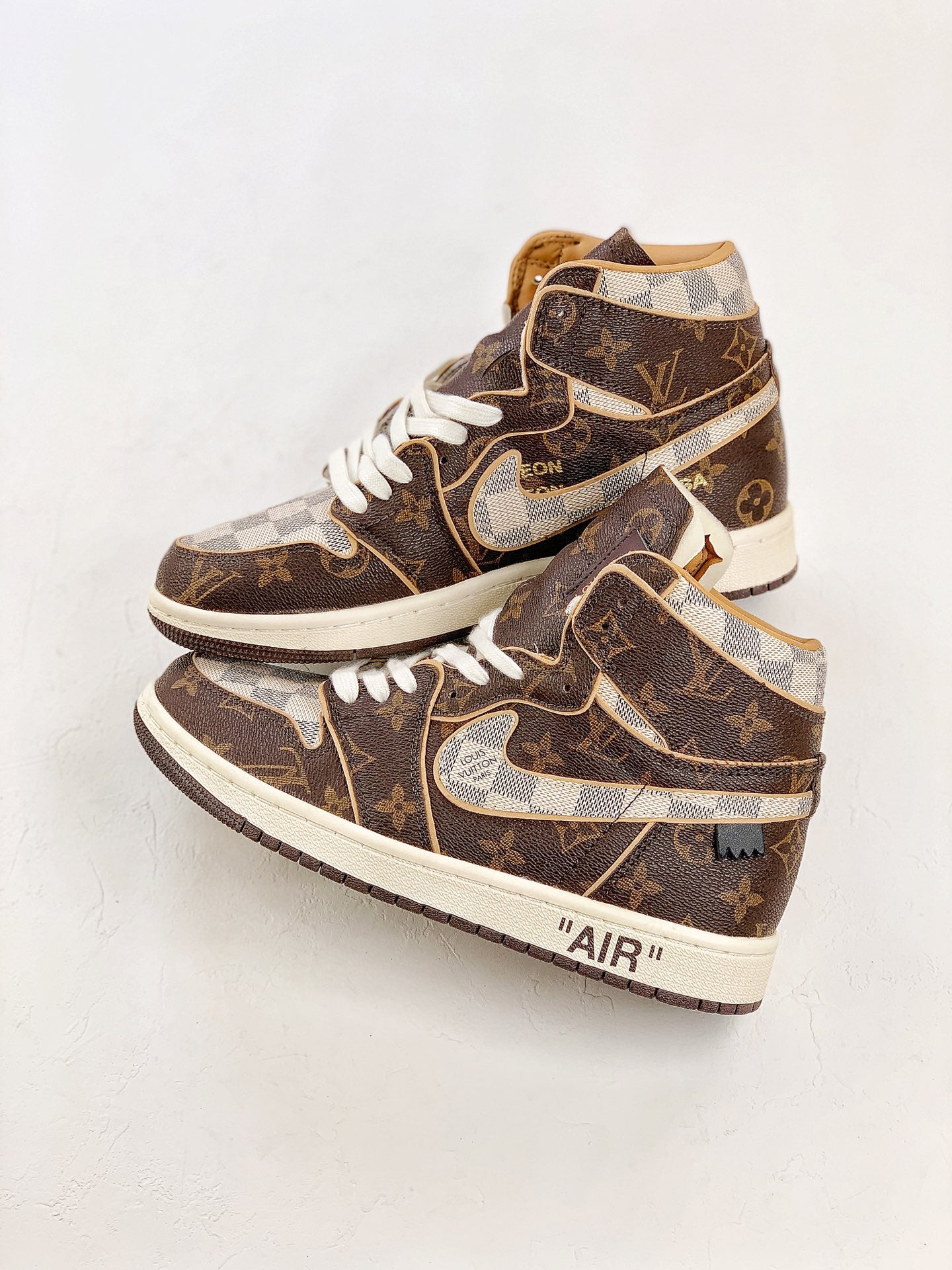 Nike Air Jordan 1 x LV Brown