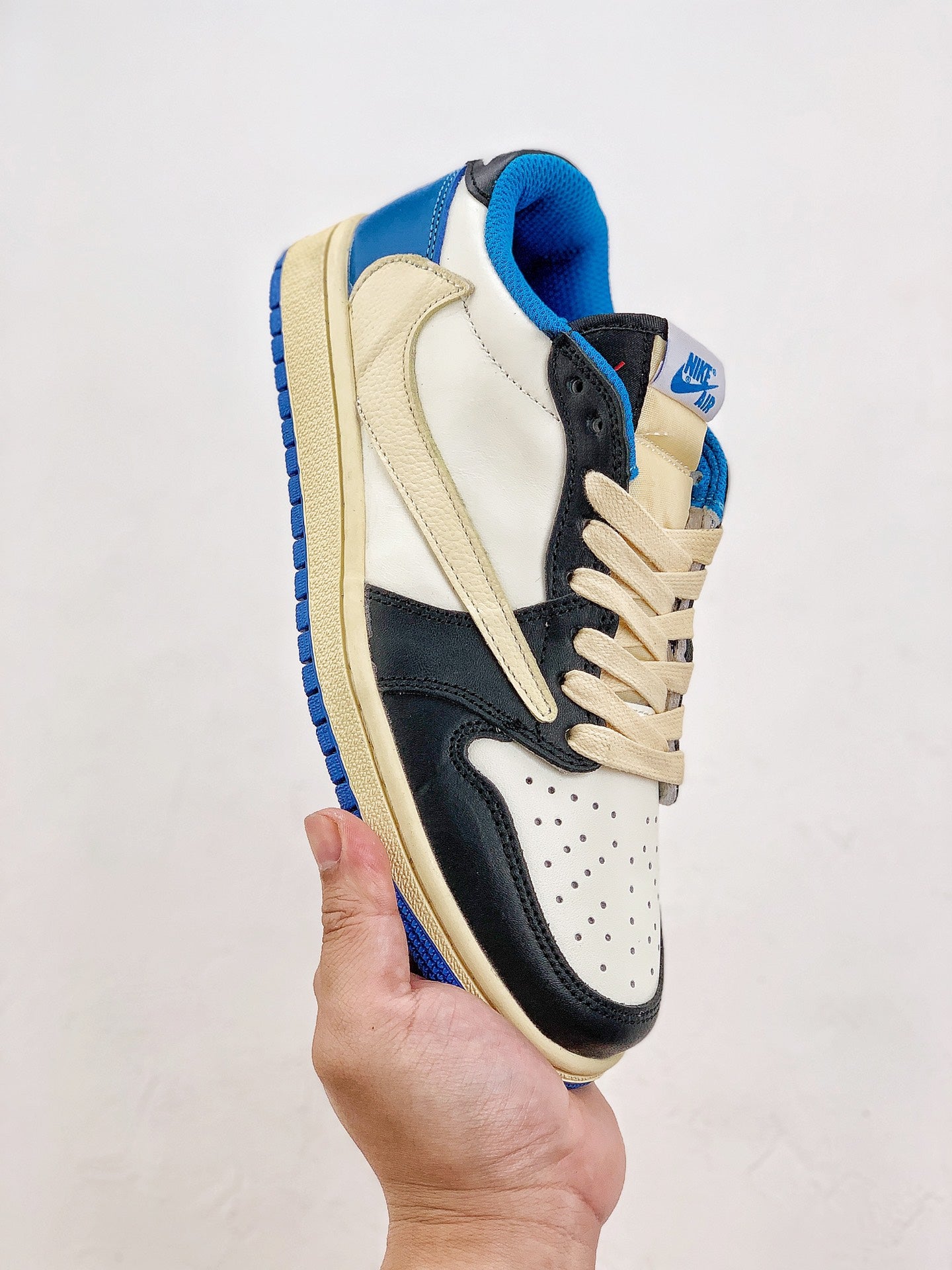 Nike Air Jordan 1 Low OG SP Travis Scott Fragment Design