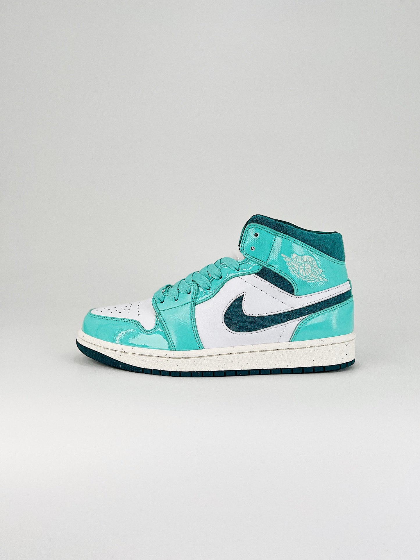 Nike Air Jordan 1 Mid SE Sky J Teal