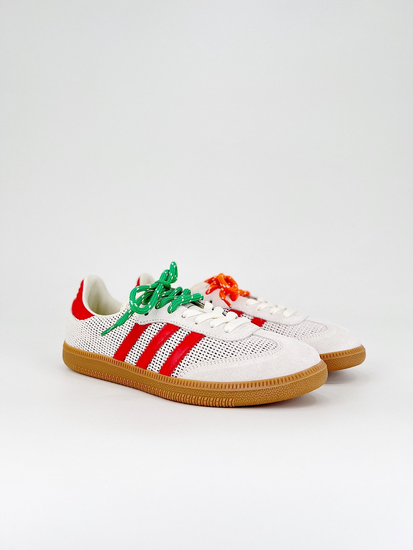 ﻿Adidas Originals Samba Red