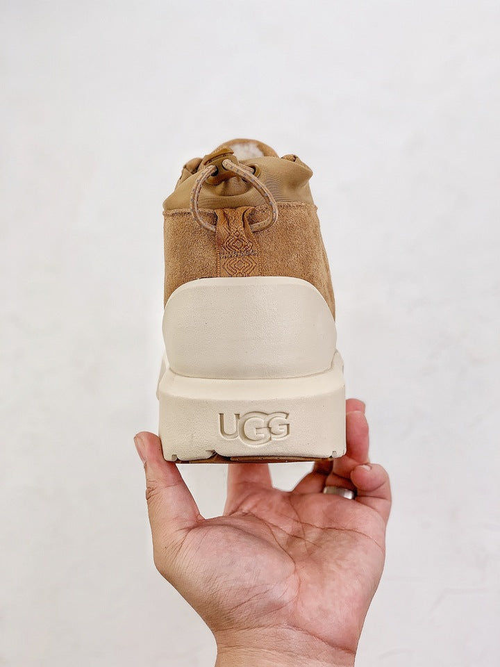 UGG Neumel Chestnut Beige