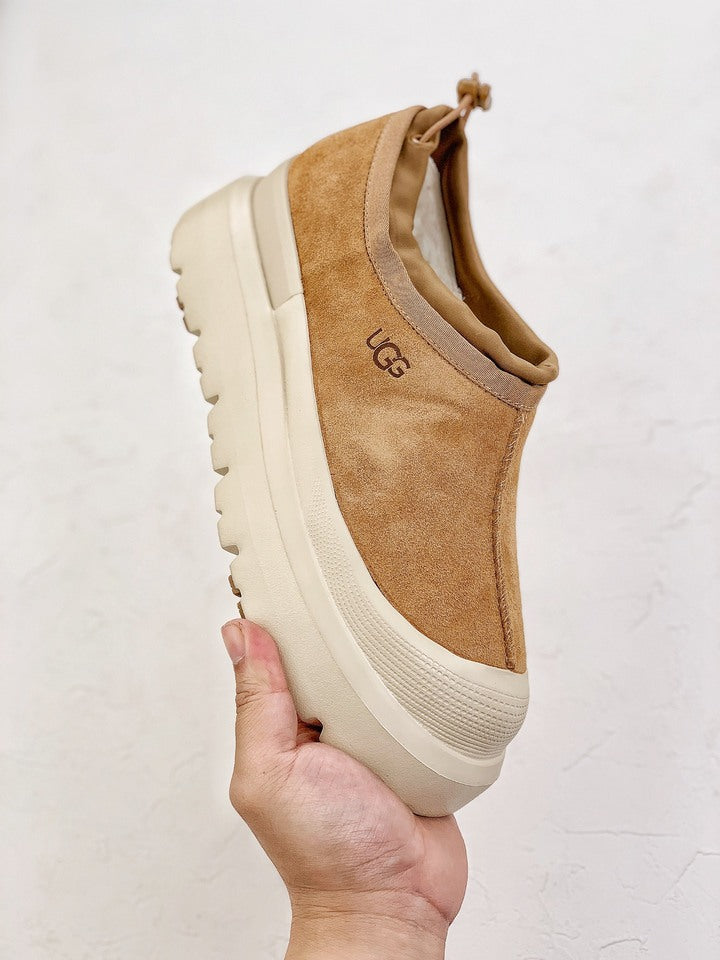 UGG Tasman Chesnut White