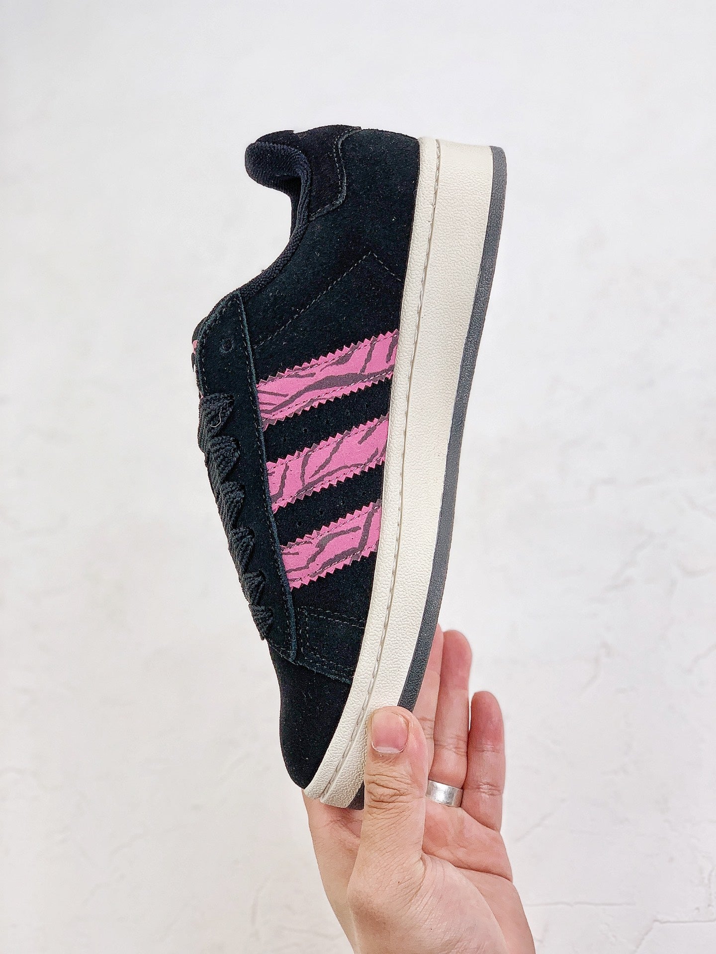 Adidas Campus 00s TKO Pink