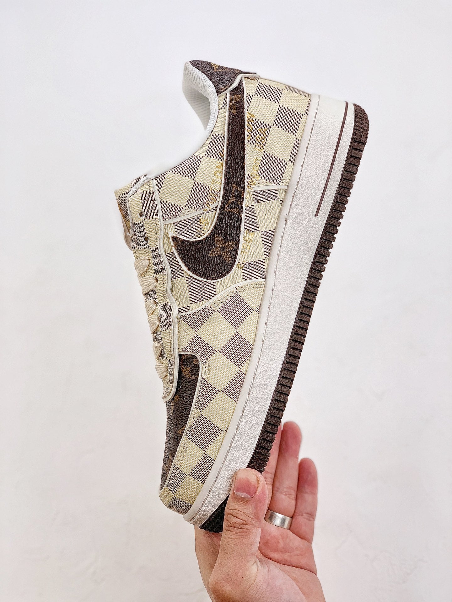 Nike Air Force x LV Virgil Abloh