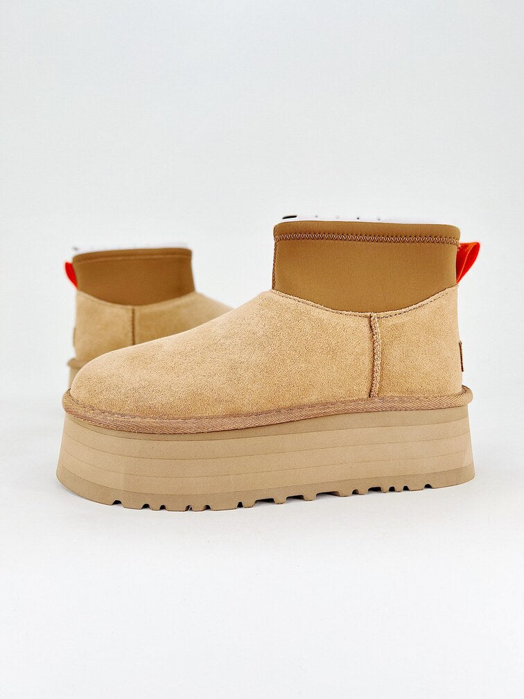 UGG Classic Mini Dipper Beige