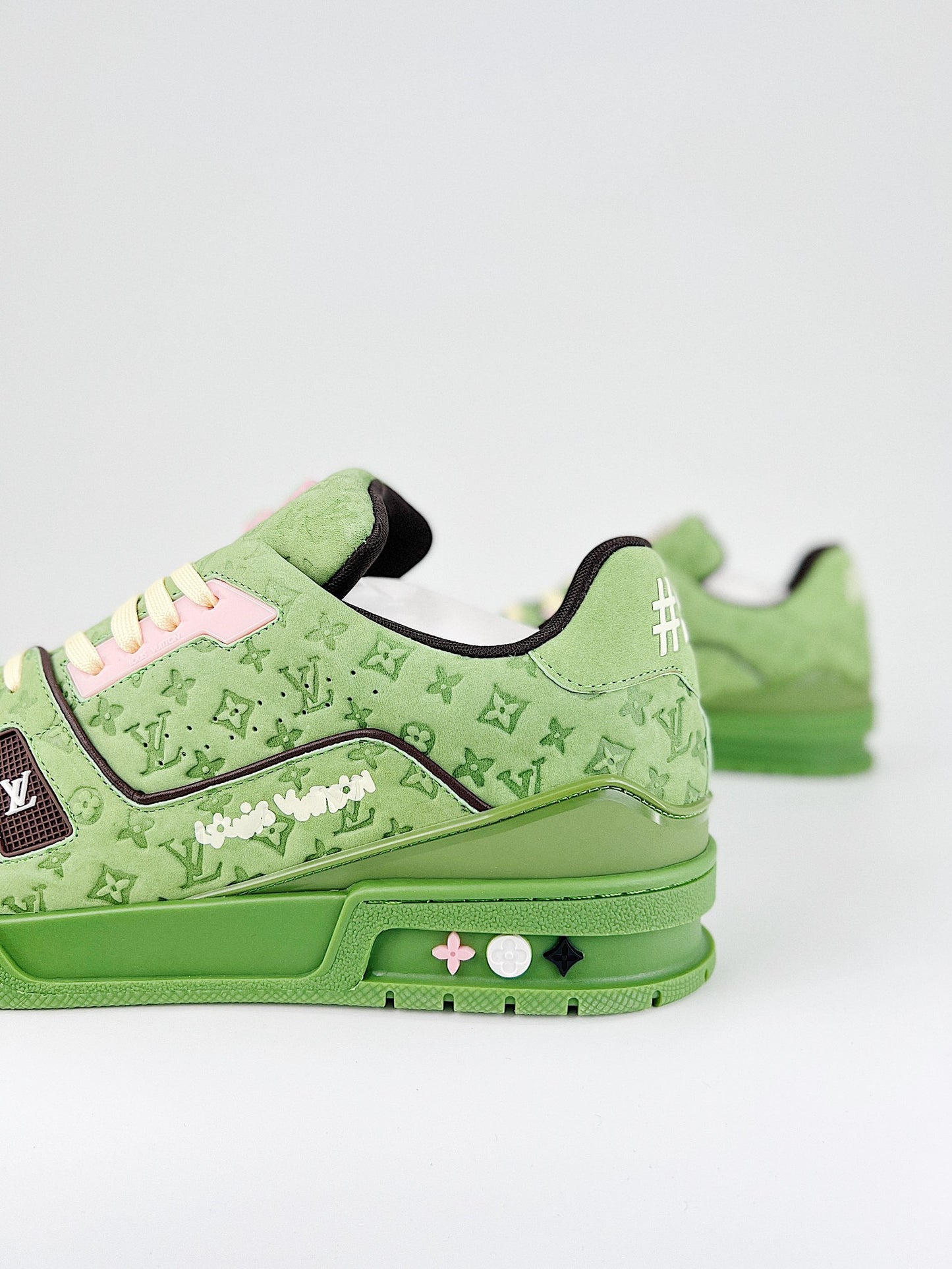 LOUIS VUITTON Trainer Green