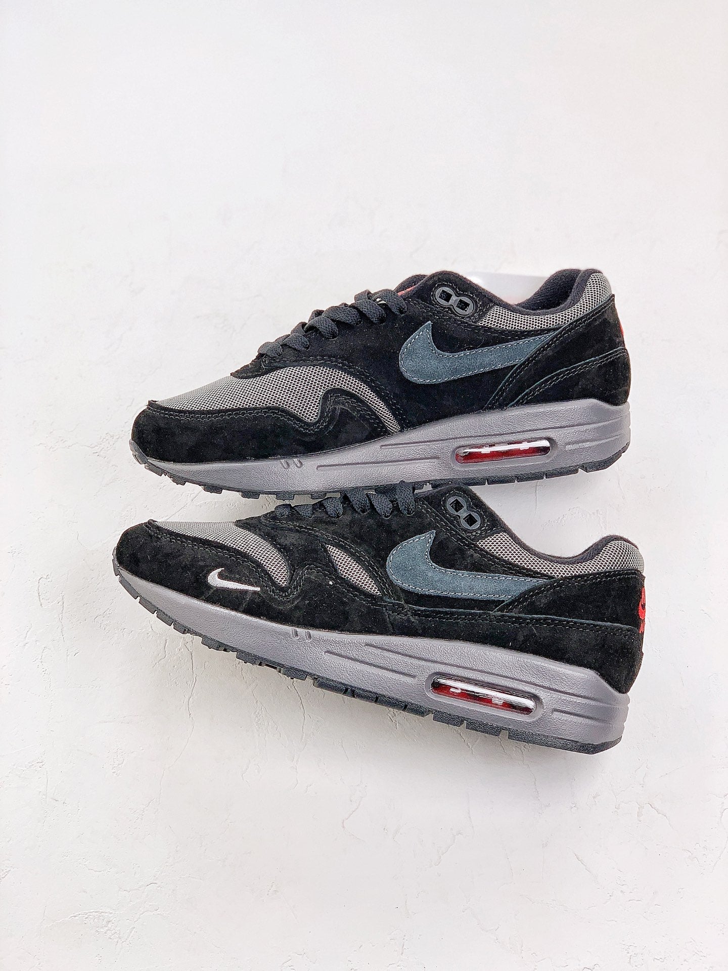 Nike Air Max 1 Bred