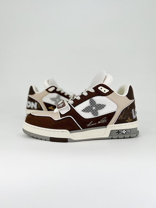 LOUIS VUITTON Trainer Moka Brown