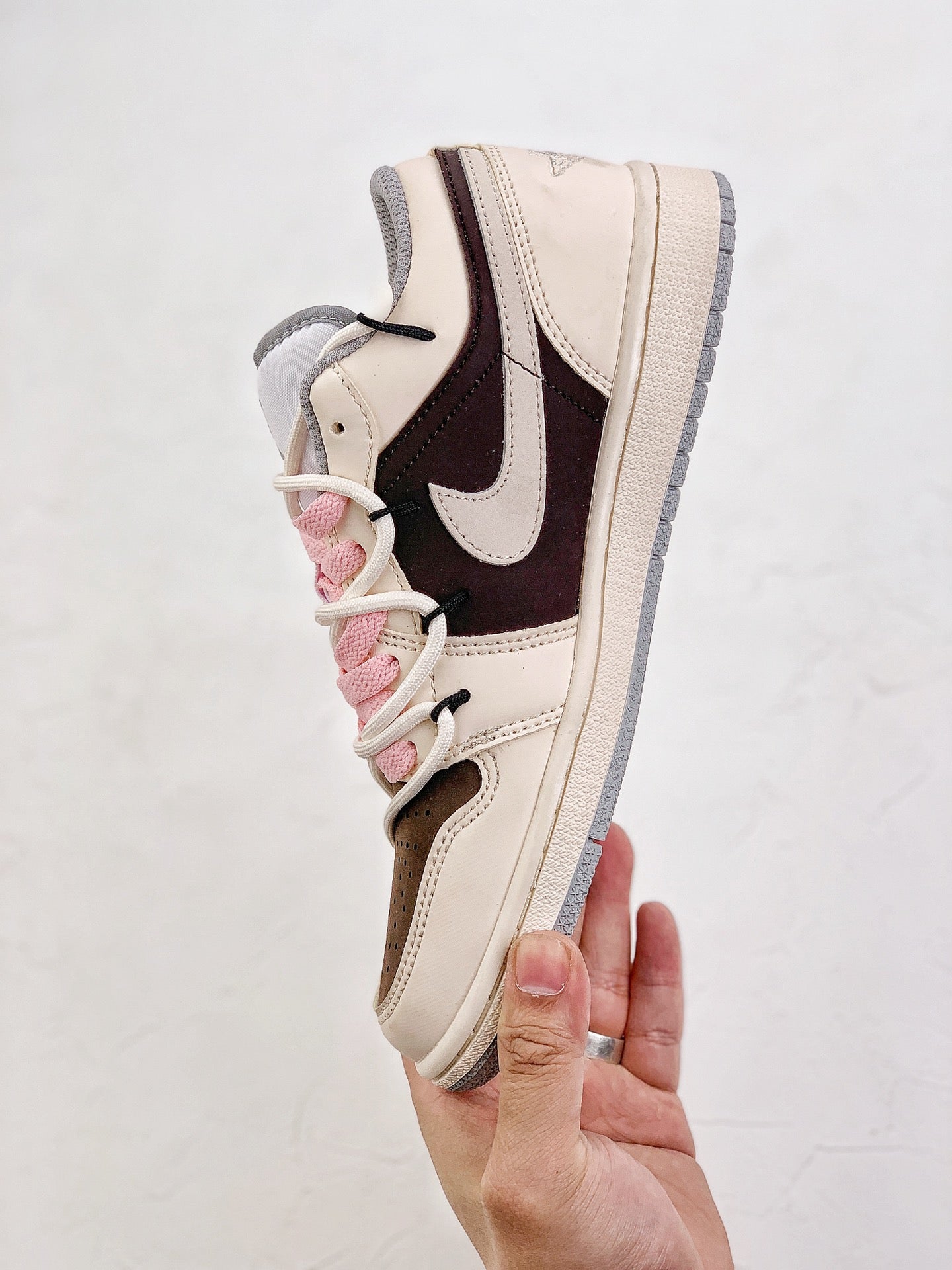 Nike Air Jordan 1 Low White Brown