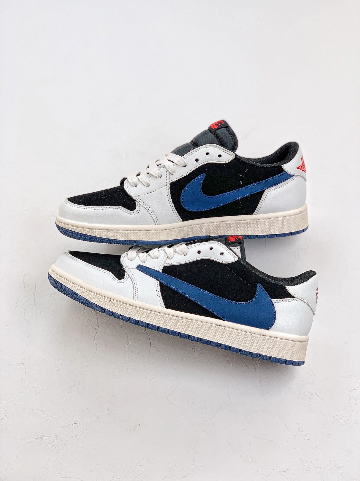 Nike Air Jordan 1 Retro Low Travis Scott Granatowy 