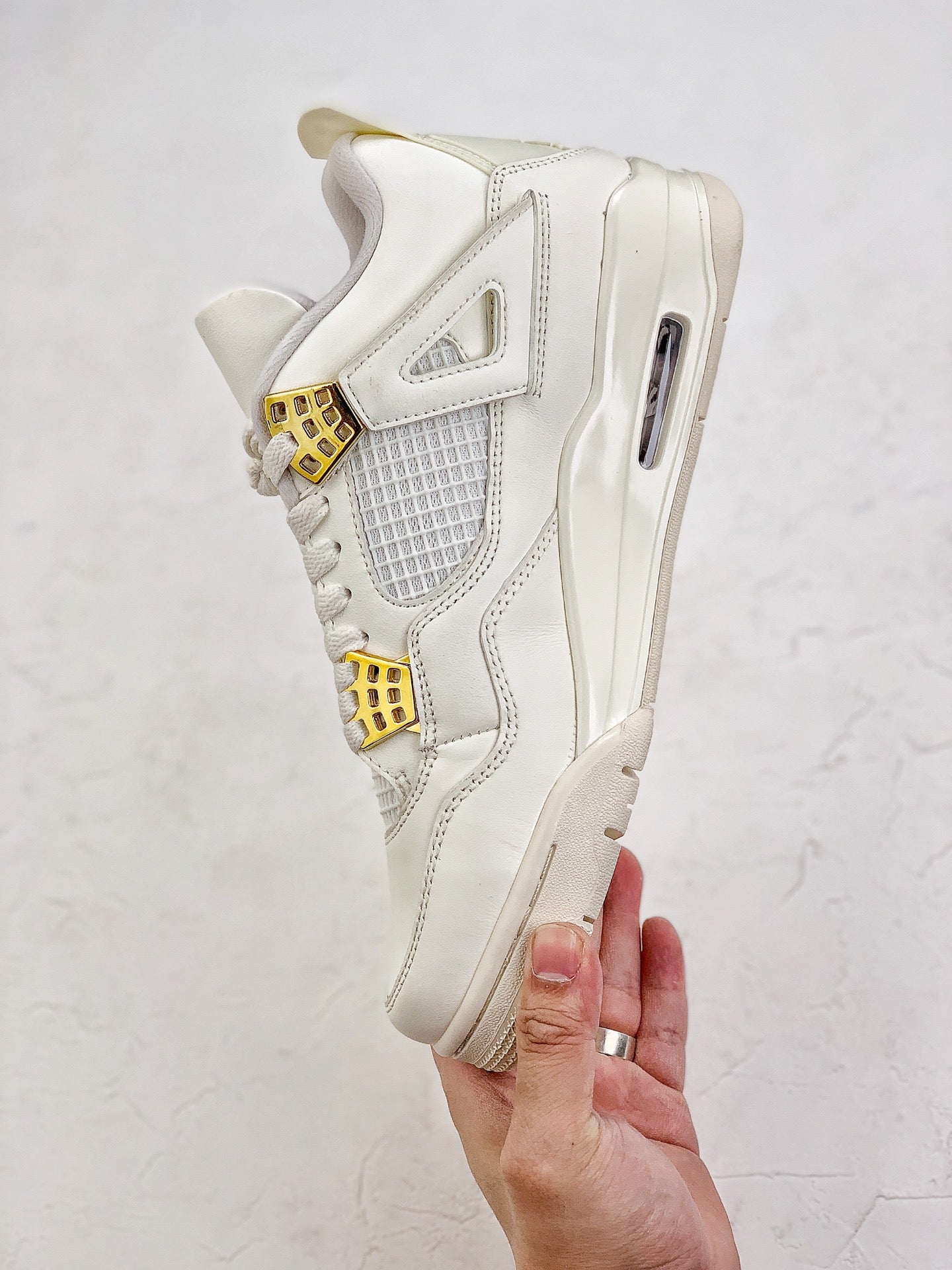 Nike Air Jordan 4 Retro Biały Złoty 