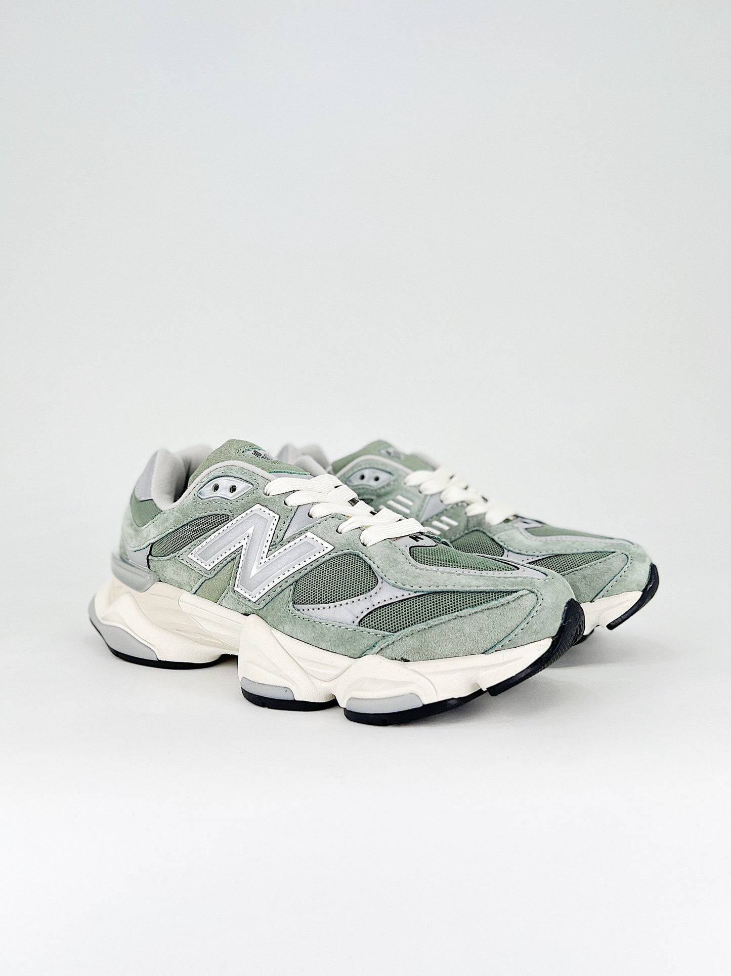 New Balance 9060 Green Cream