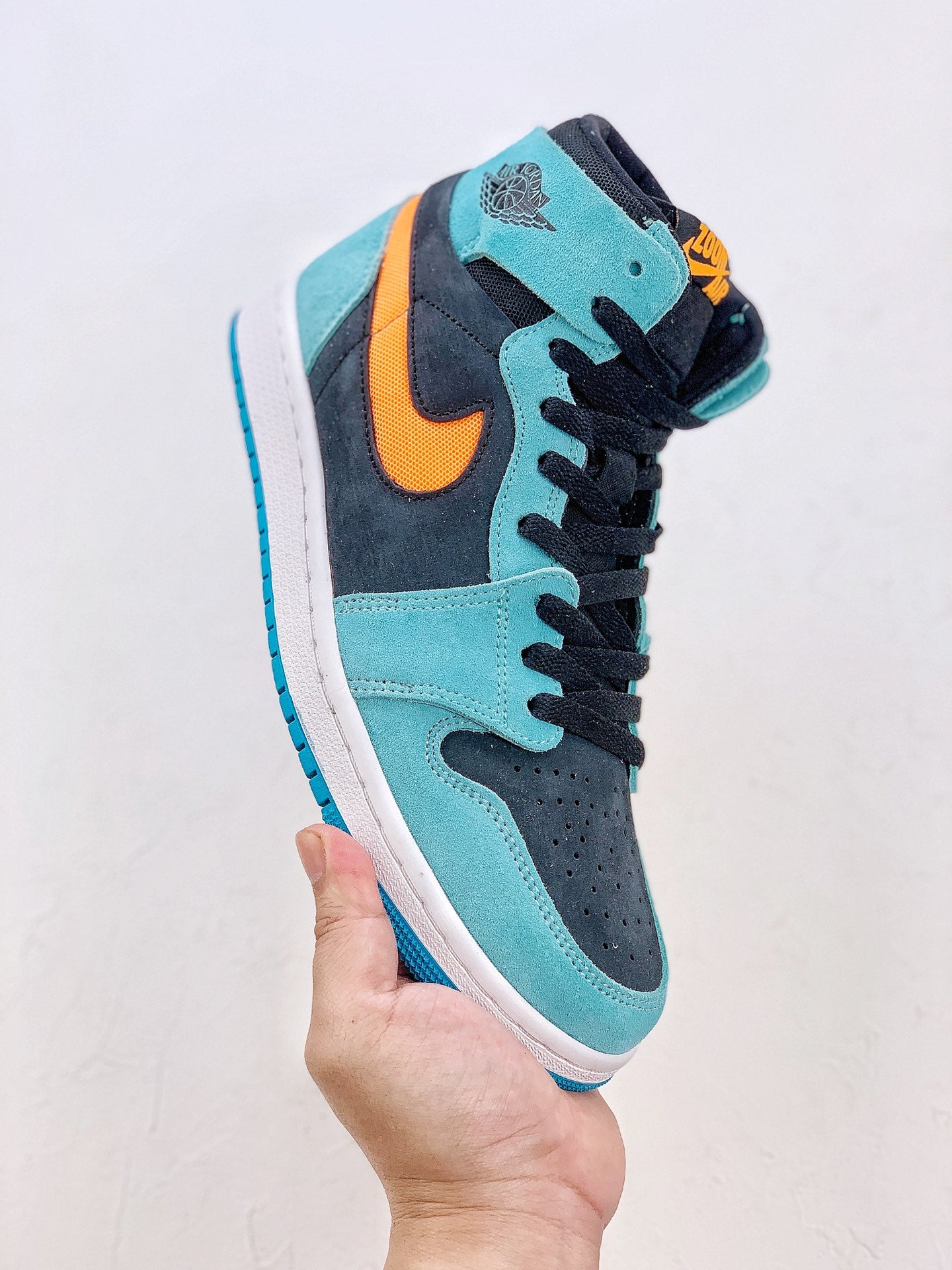 Nike Air Jordan 1 Zoom Air CMFT 2 Bleached Aqua