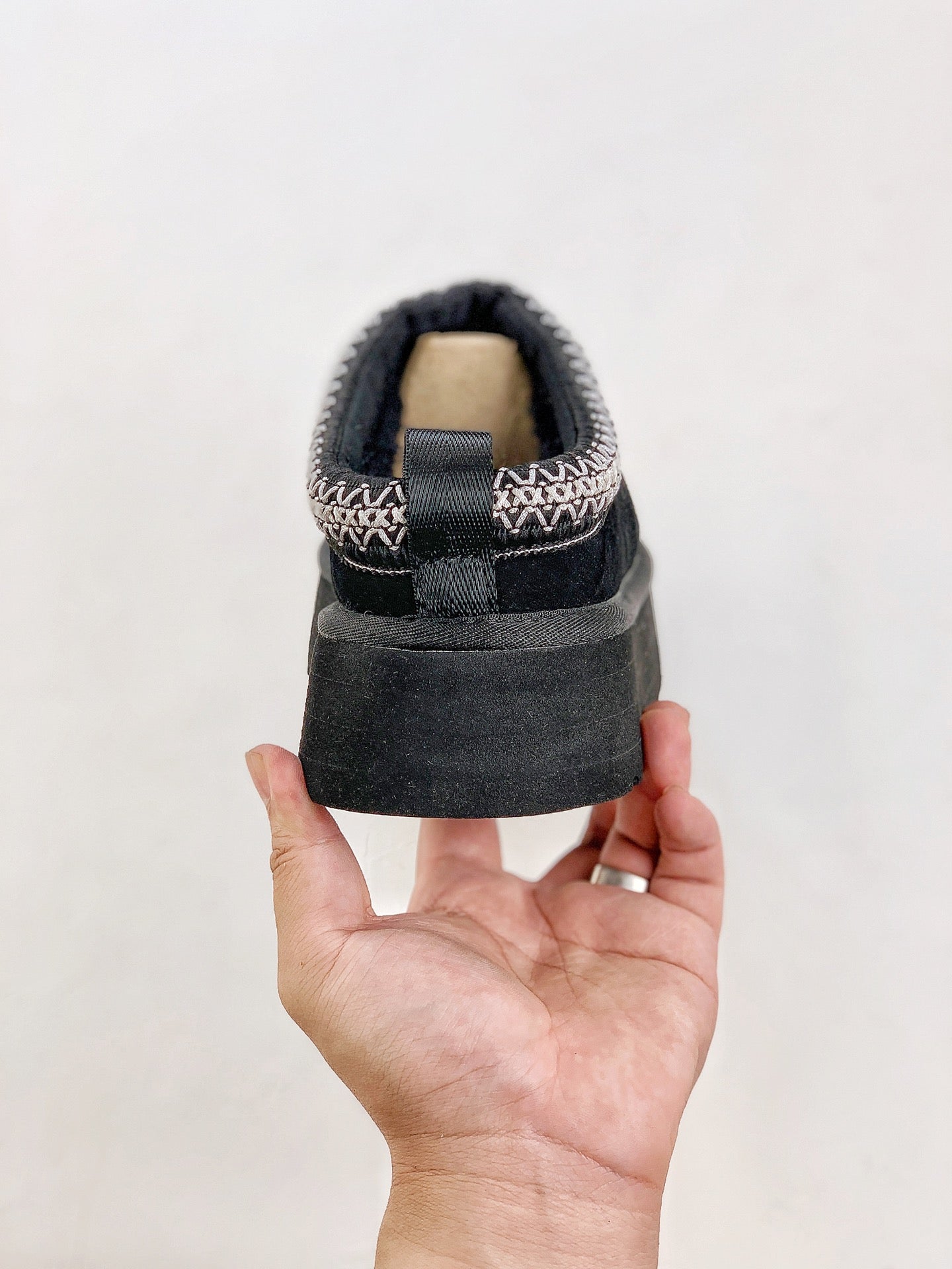 UGG Tazz Slipper Black