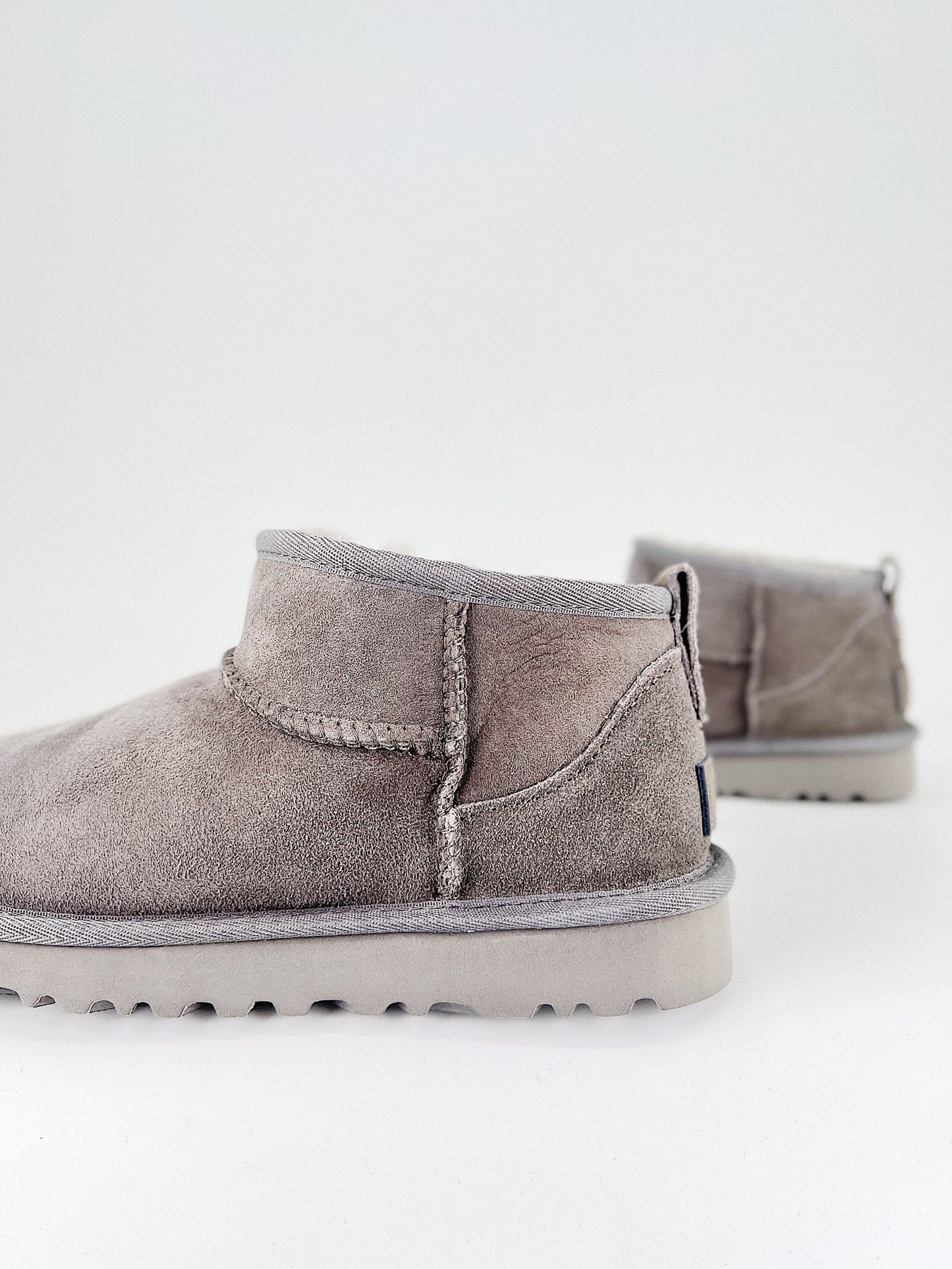 UGG Classic Grey