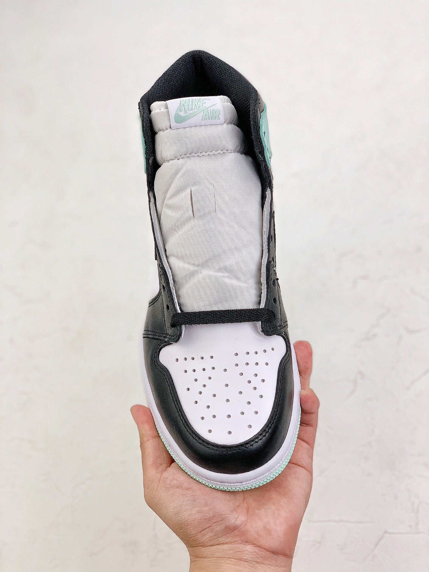 Nike Air Jordan 1 High NRG Igloo