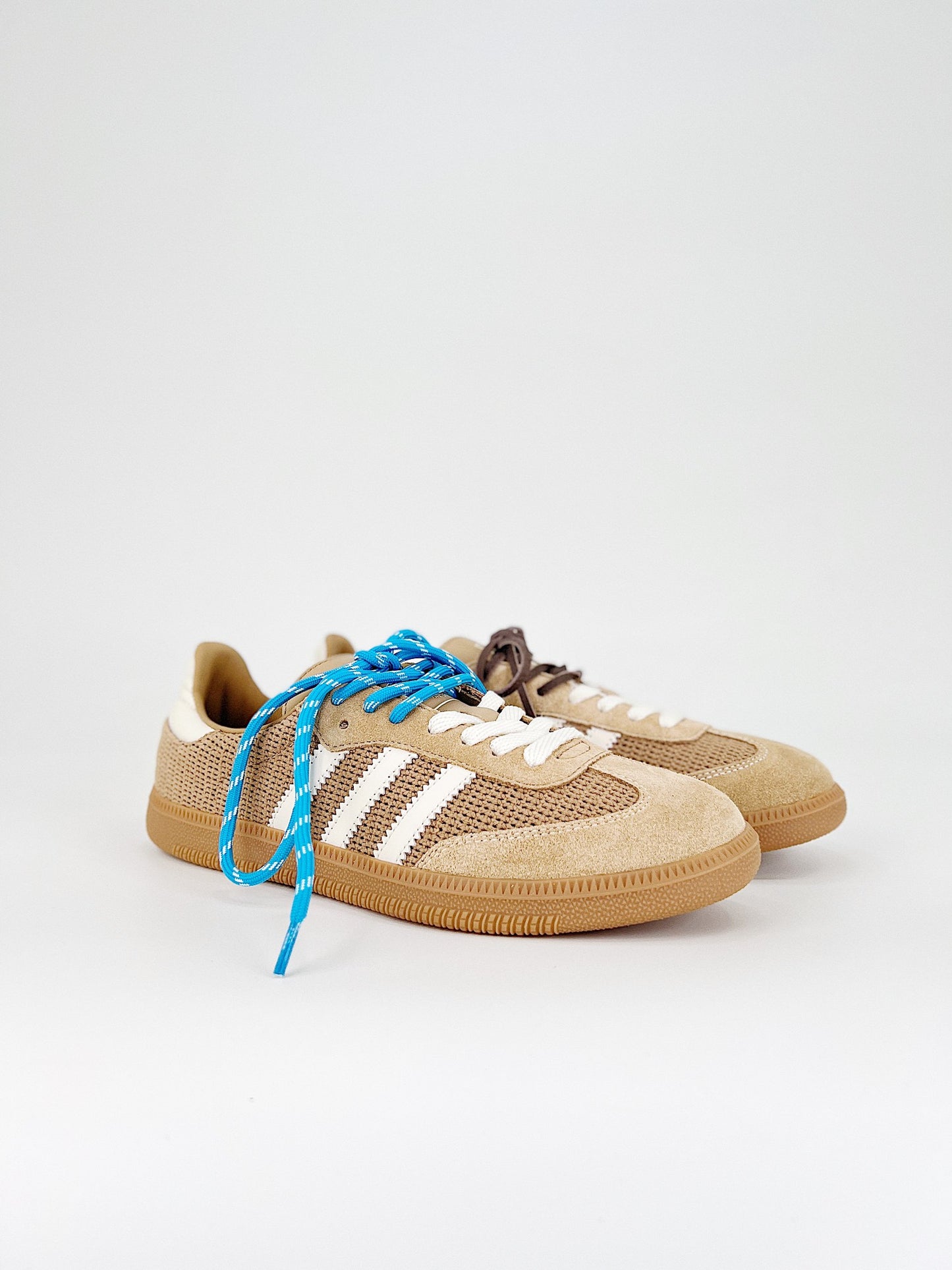 ﻿Adidas Originals Samba Beige