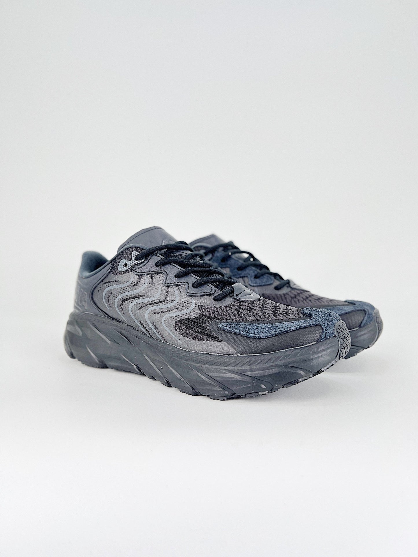 HOKA CLIFTONLS Black