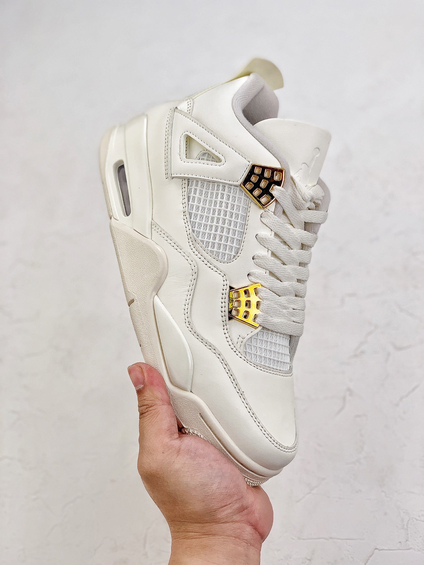 Nike Air Jordan 4 Retro Biały Złoty 