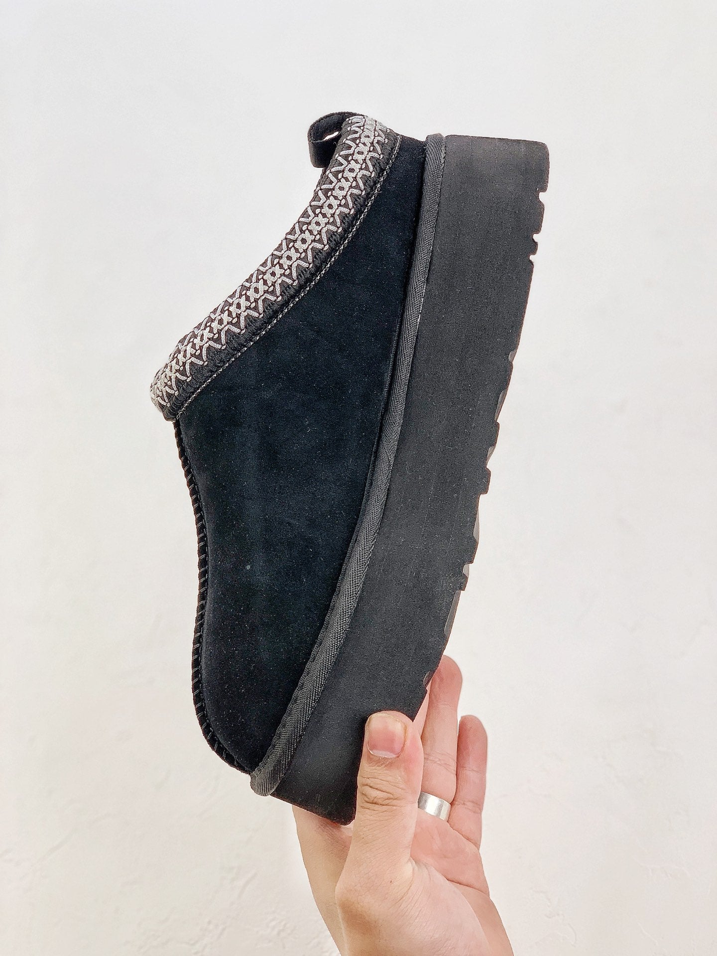 UGG Tazz Slipper Black